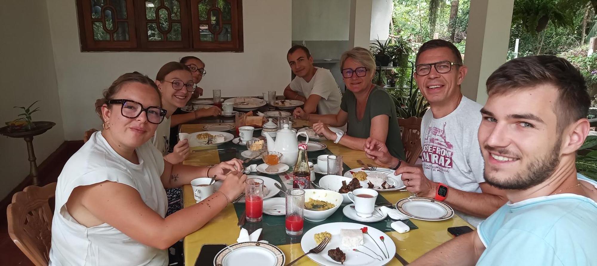 Ossa Home Stay Anuradhapura Buitenkant foto